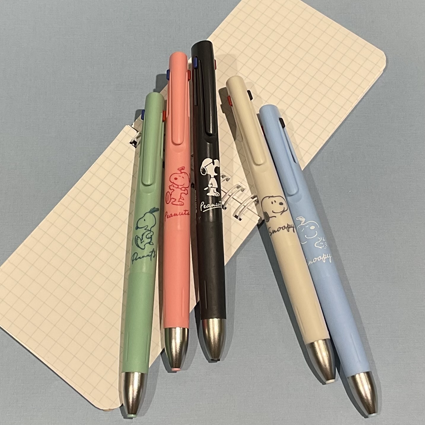スヌーピーデザインの多機能ブレンが限定登場