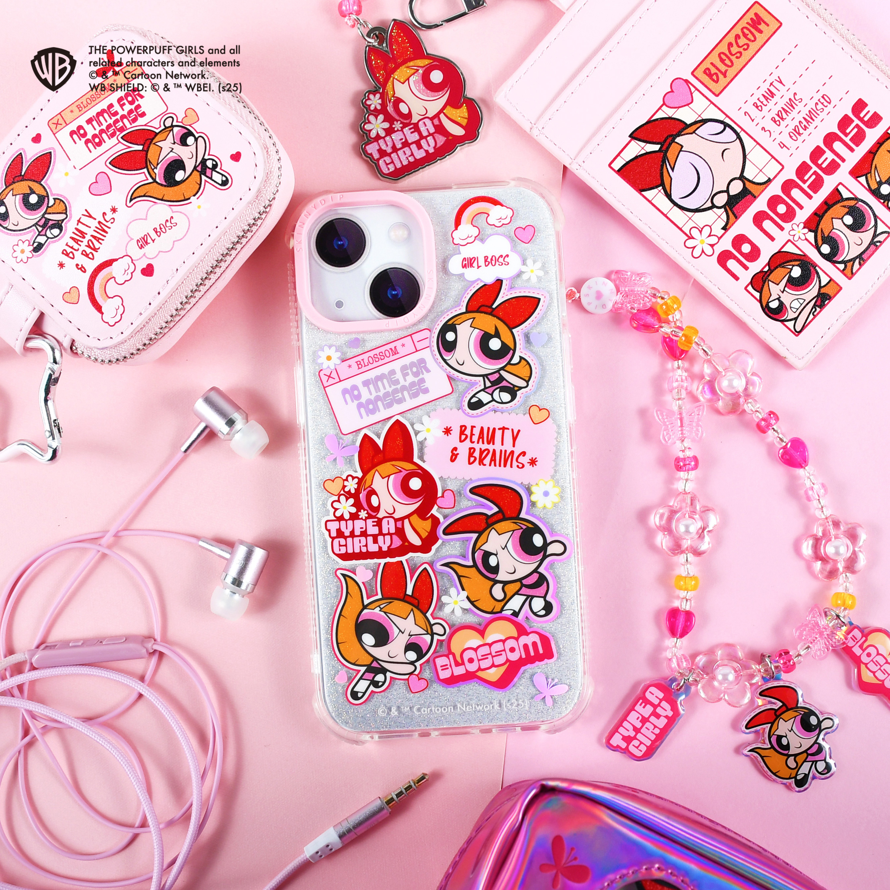 懐かしくて新しい？！スマホグッズもパワフルに！