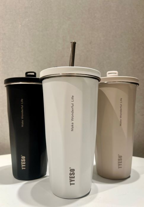 普段はひっそり 収納型ストロー付きタンブラー