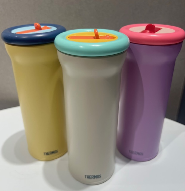 色の組み合わせ自由。専用ホルダーも！