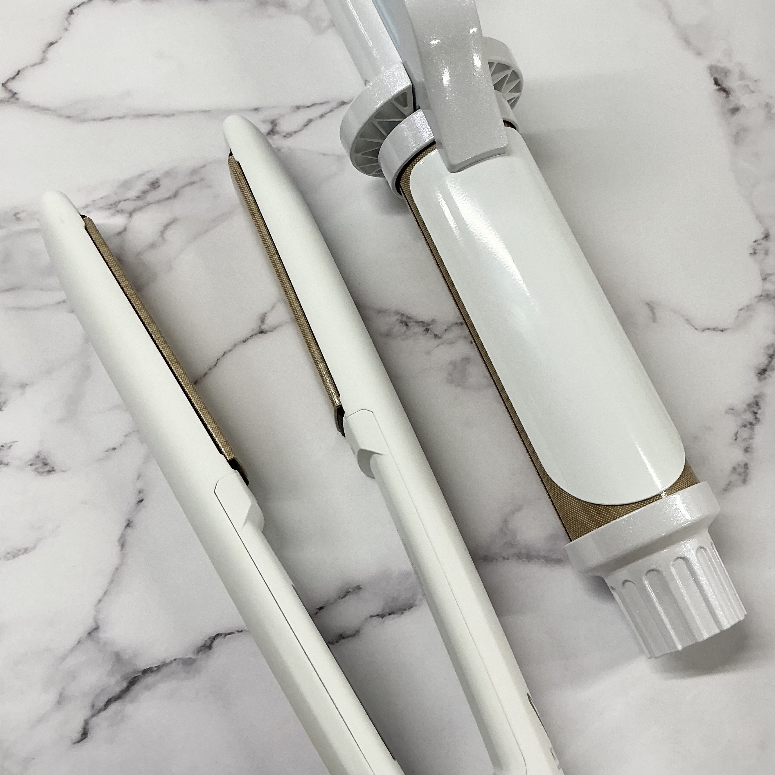 ヘアアイロンKINUJO(絹女)入荷のお知らせです