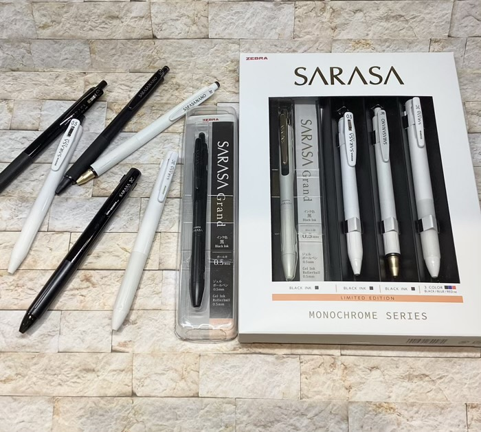 サラサ モノクローム