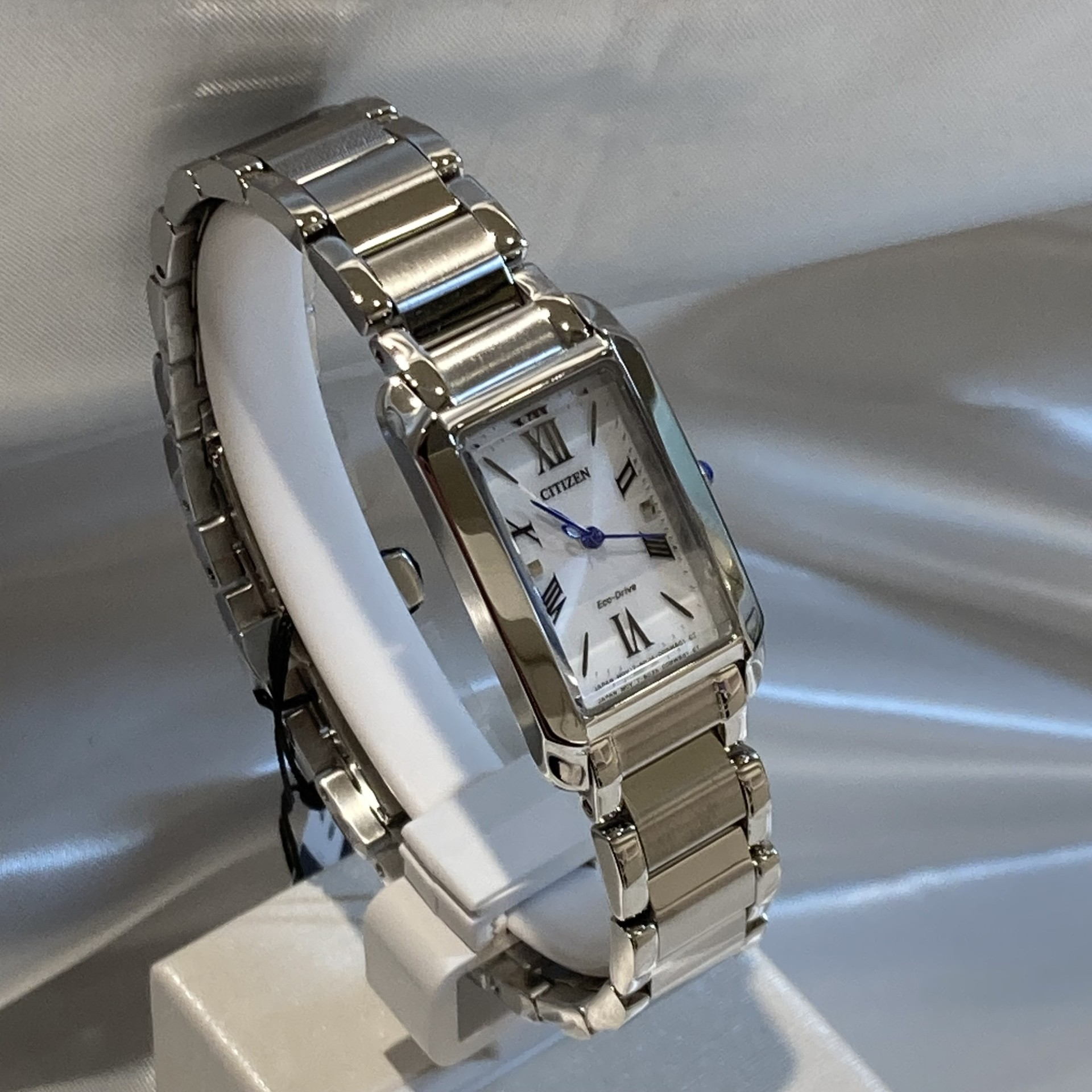 SQUARE Collection 長角ケースモデル発売！