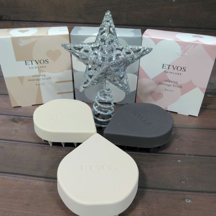 エトヴォスリラクシングマッサージブラシ