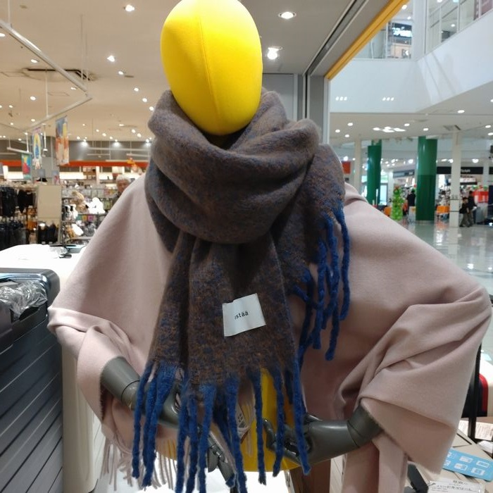 ストールで暖かく冬支度