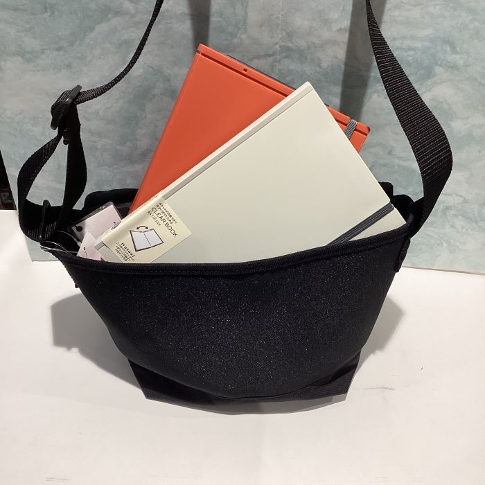 Mutual(ミューチュアル) 　二つ折りクリヤーブック&クリップボード