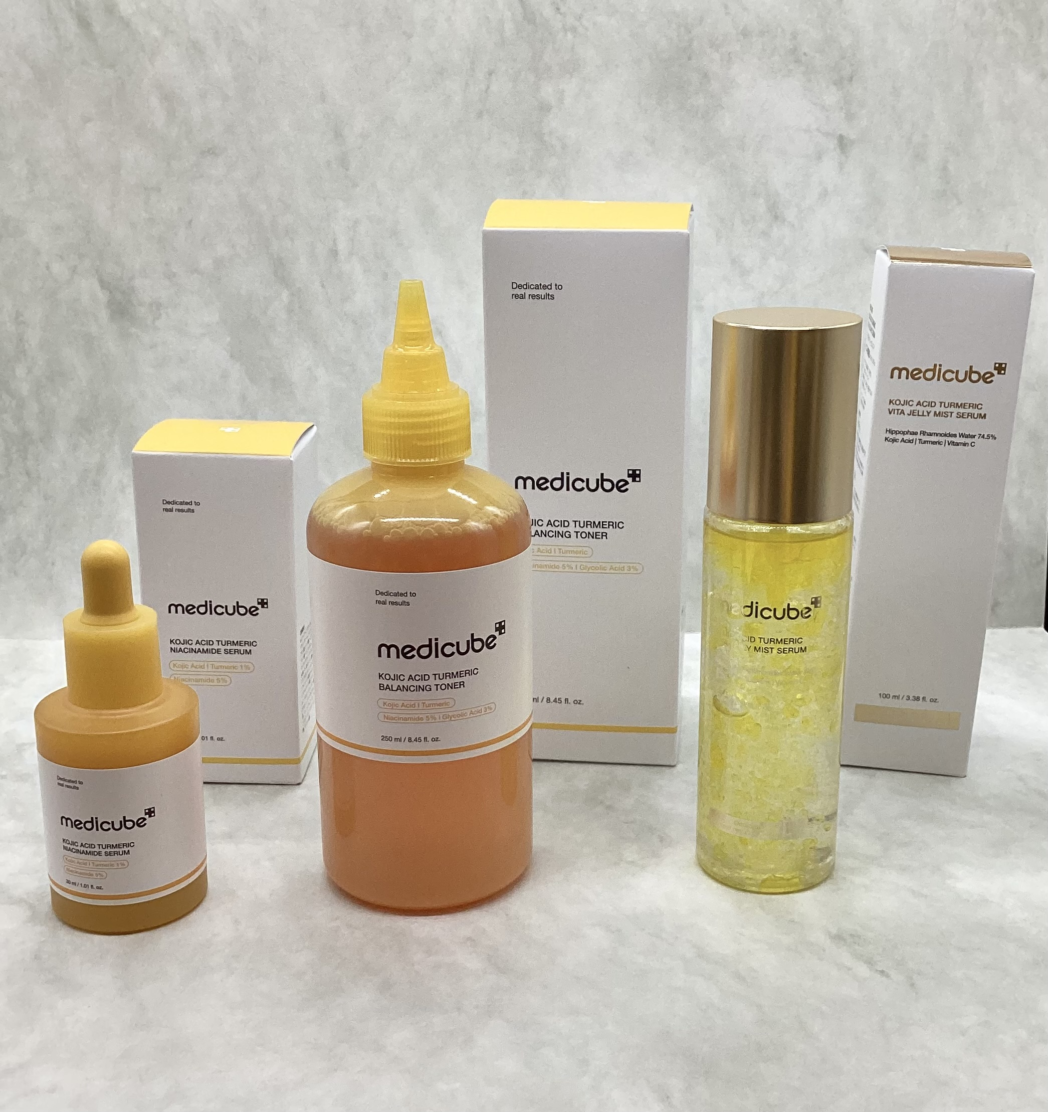 メディキューブ　コウジ酸ライン