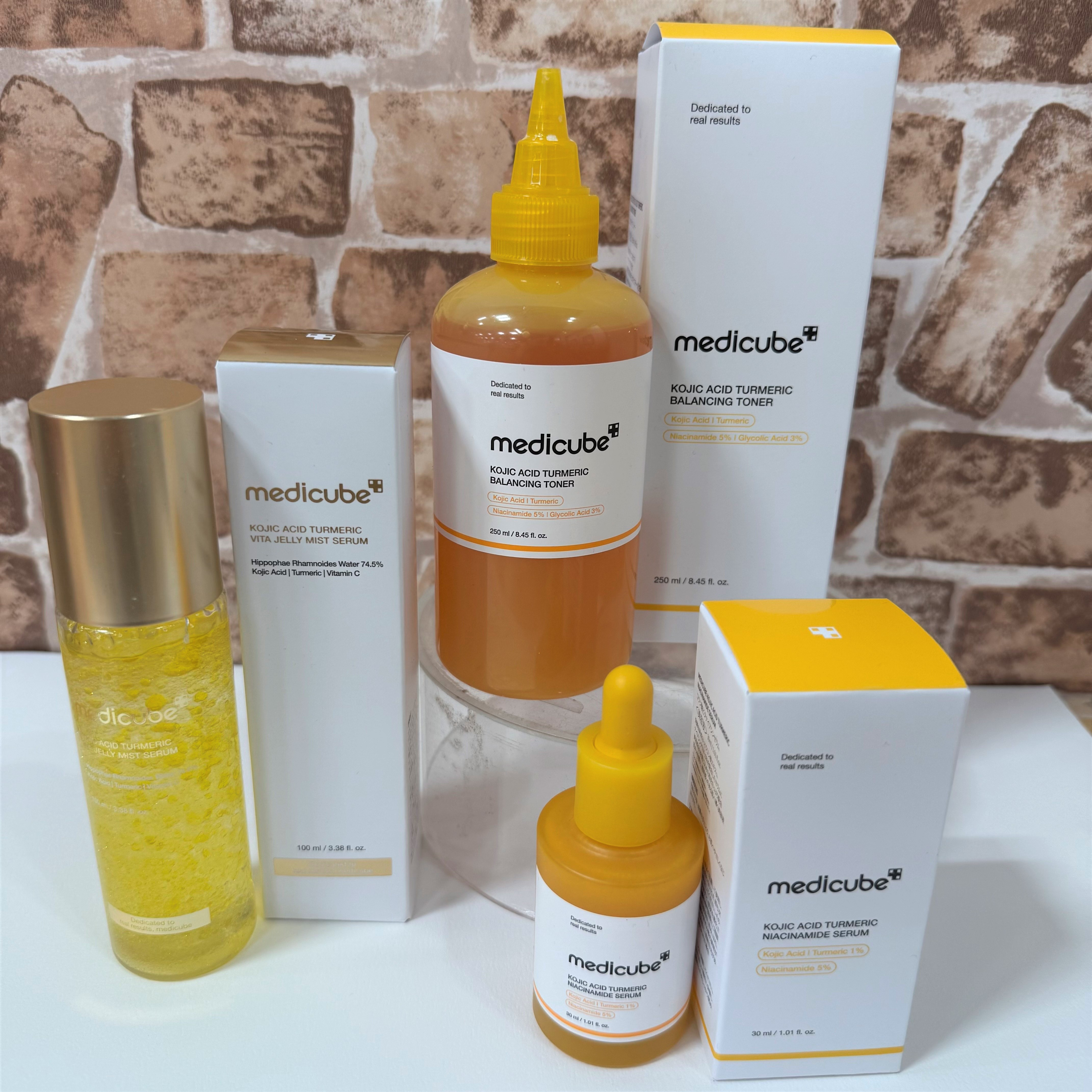 メディキューブコウジ酸