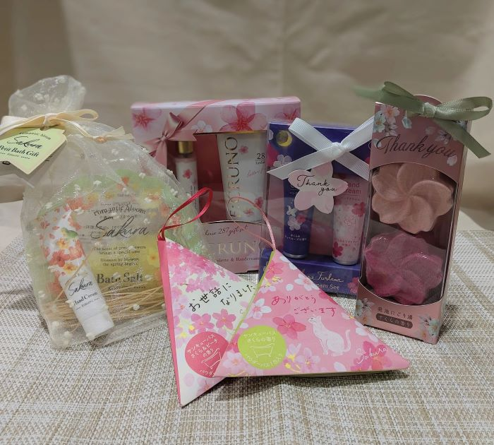 「SAKURA　COLOR　COLLECTION」入浴剤