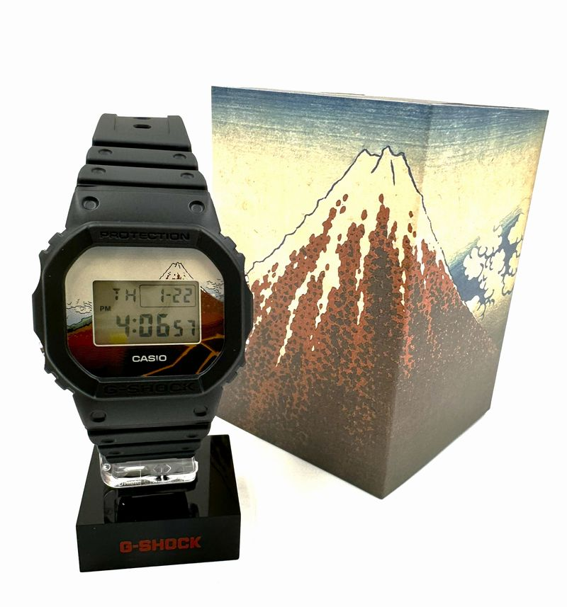 G-SHOCK葛飾北斎モデル