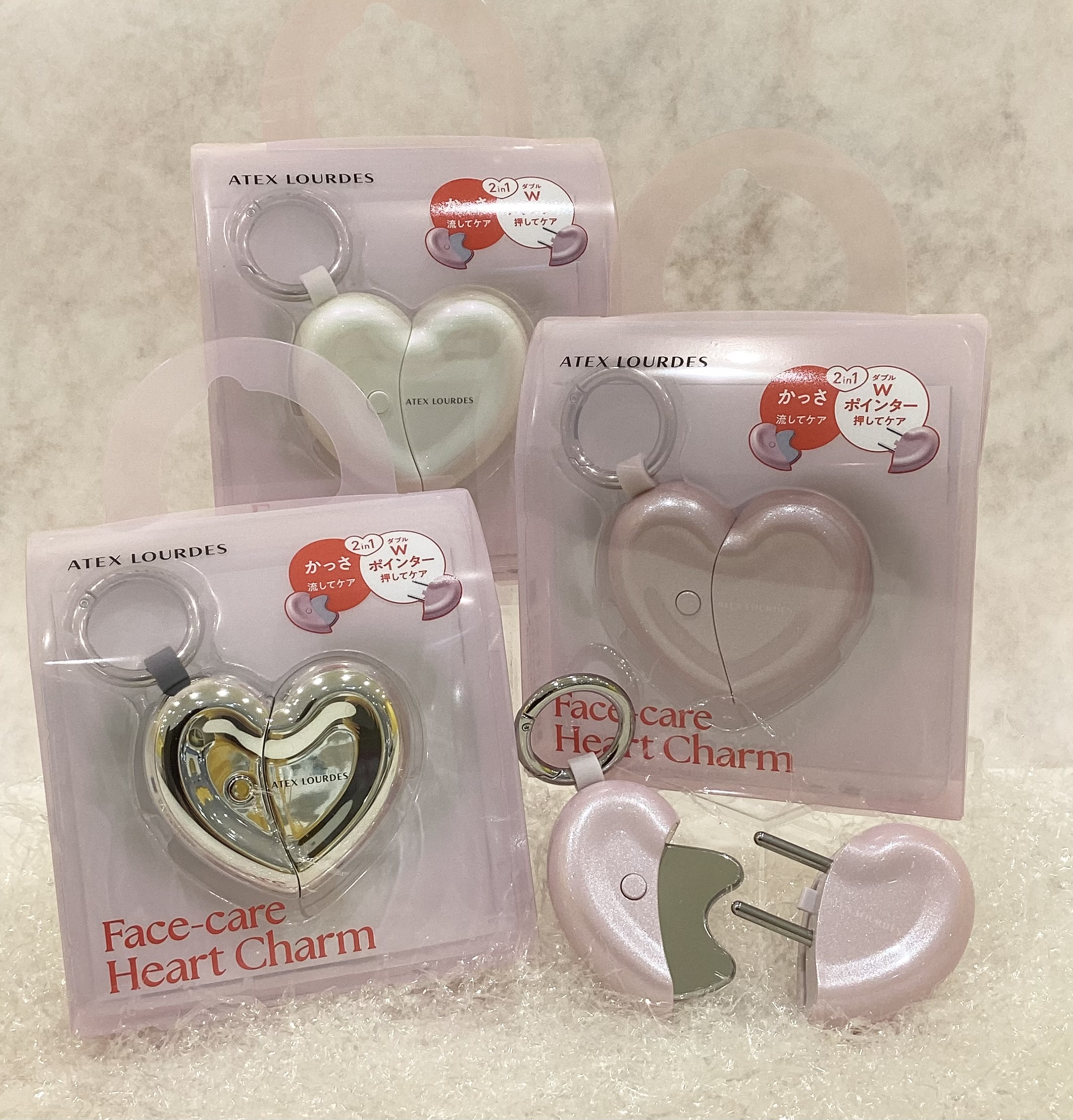 フェイスケア　ハートチャーム