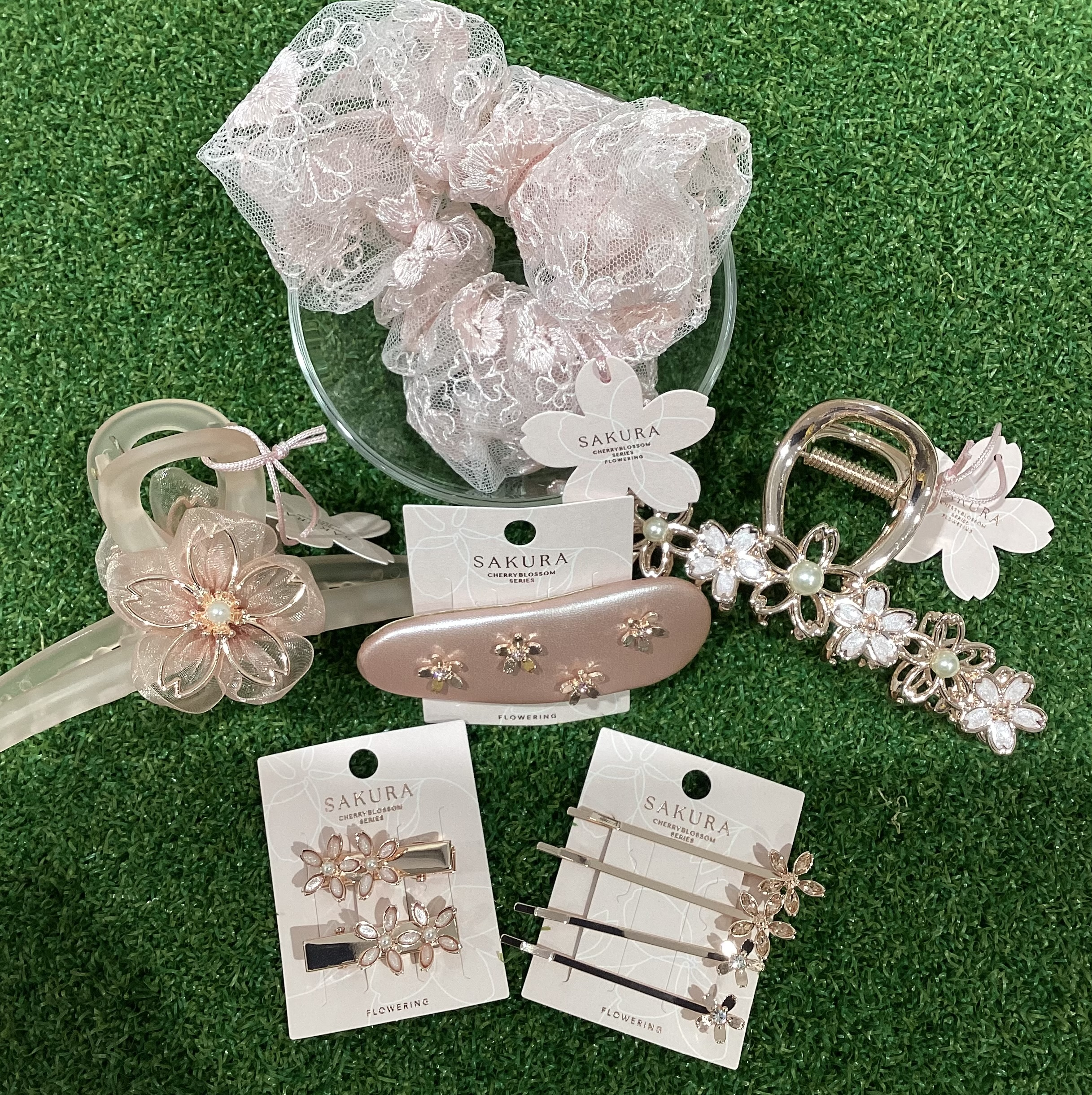 春を感じるアクセサリー(Flowering)