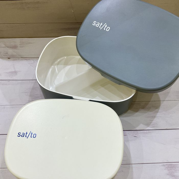 sat/to(さっと)お弁当箱