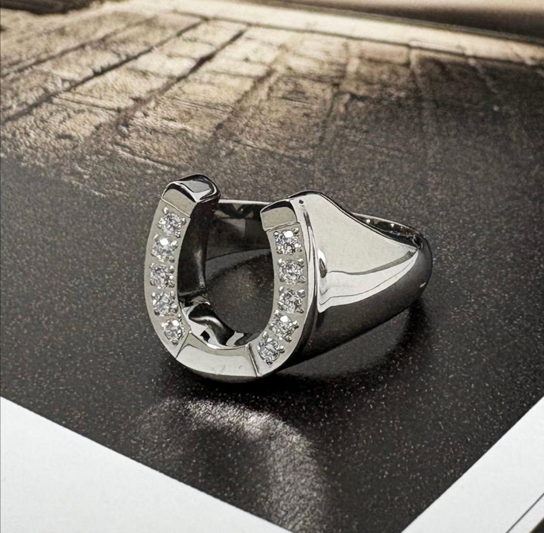 【新作入荷】ホースシューリング