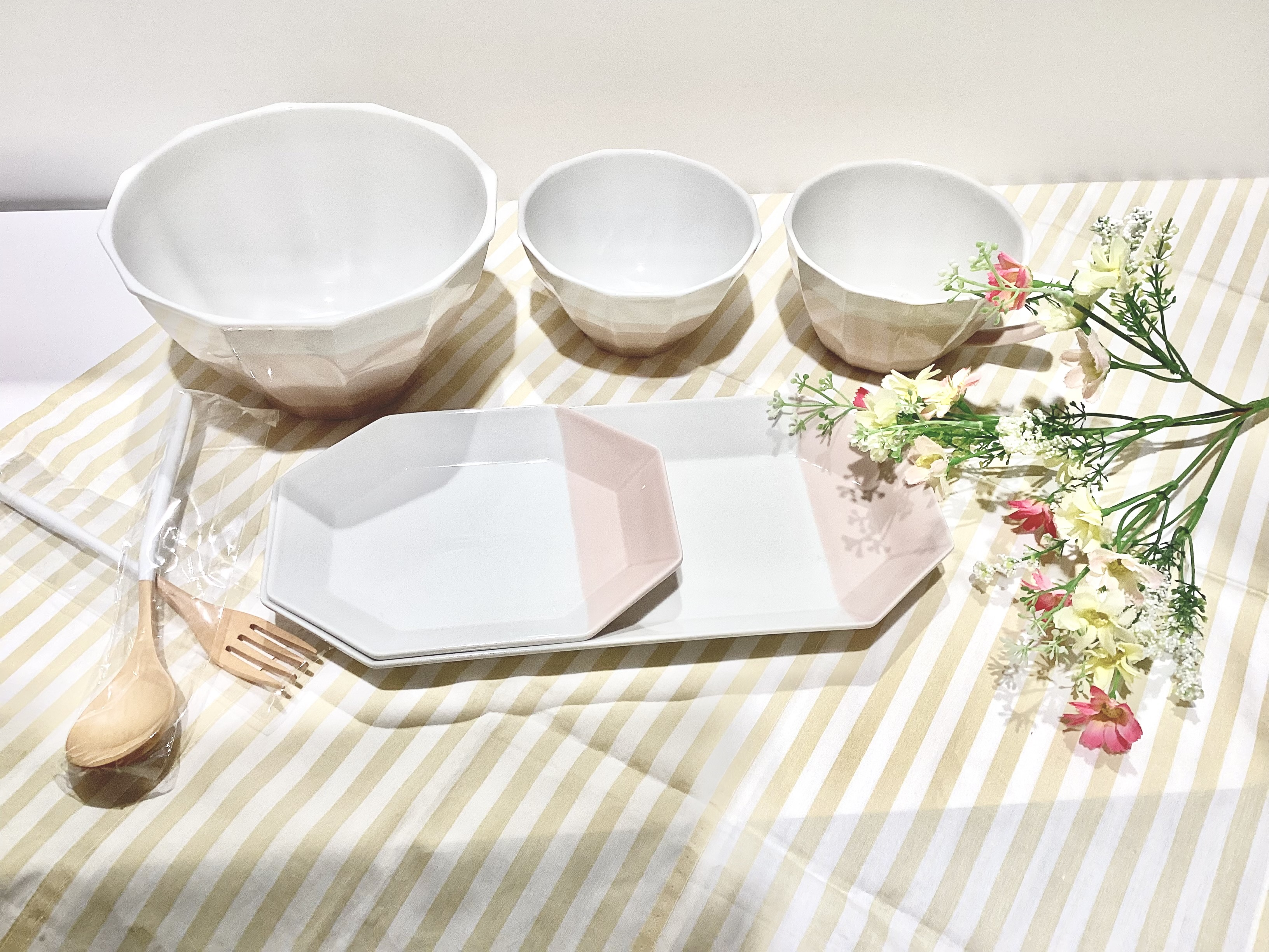 桜色のテーブルウェア