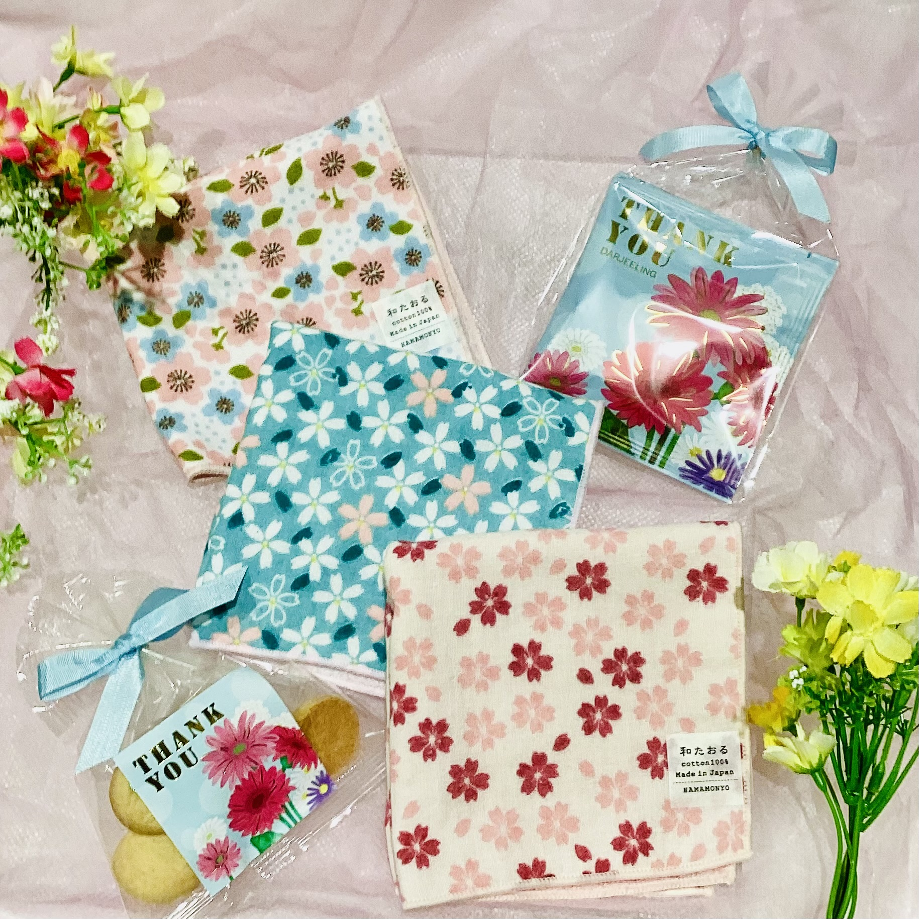 季節を感じる和タオル、ティー&クッキー