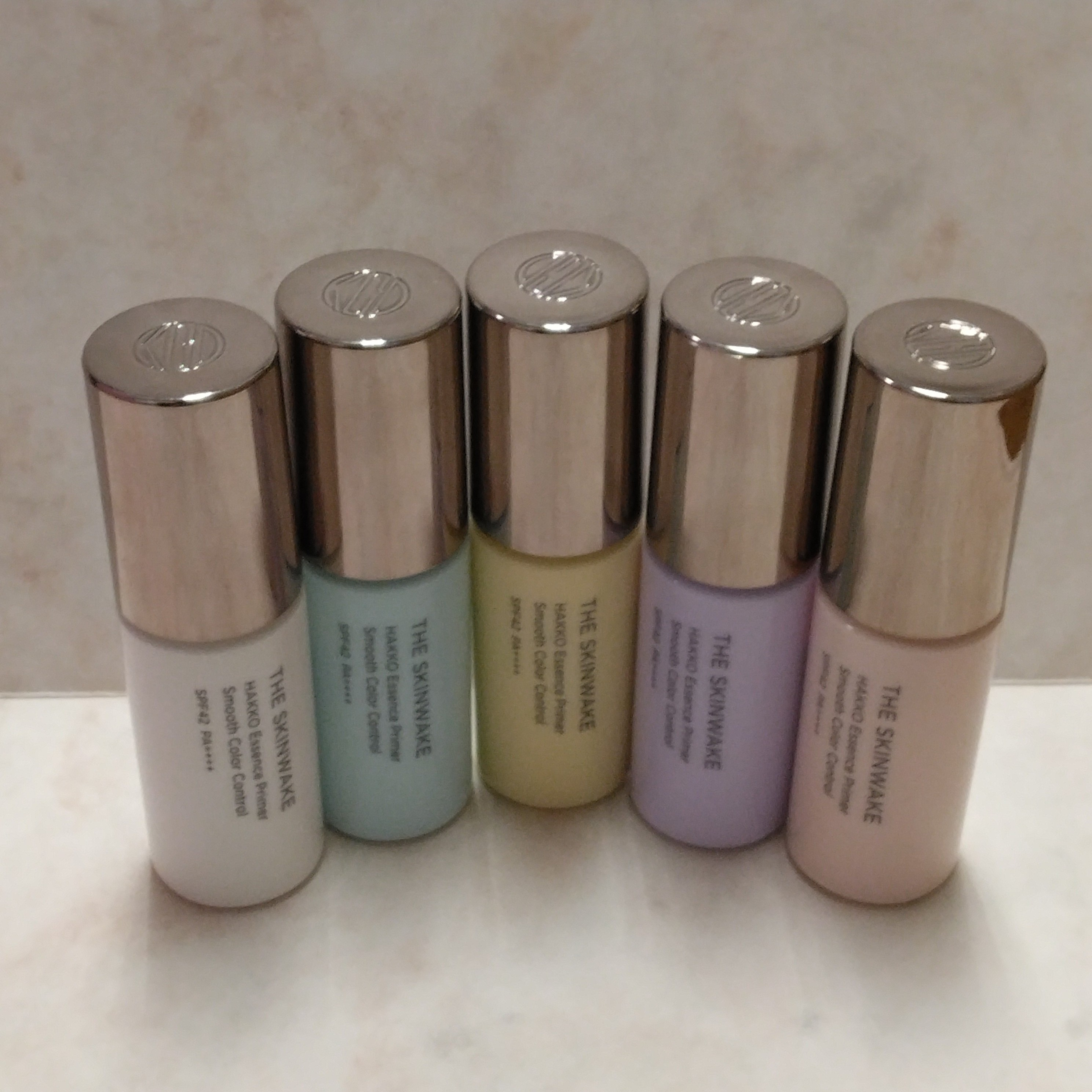 カラー下地でなめらか”透輝肌”