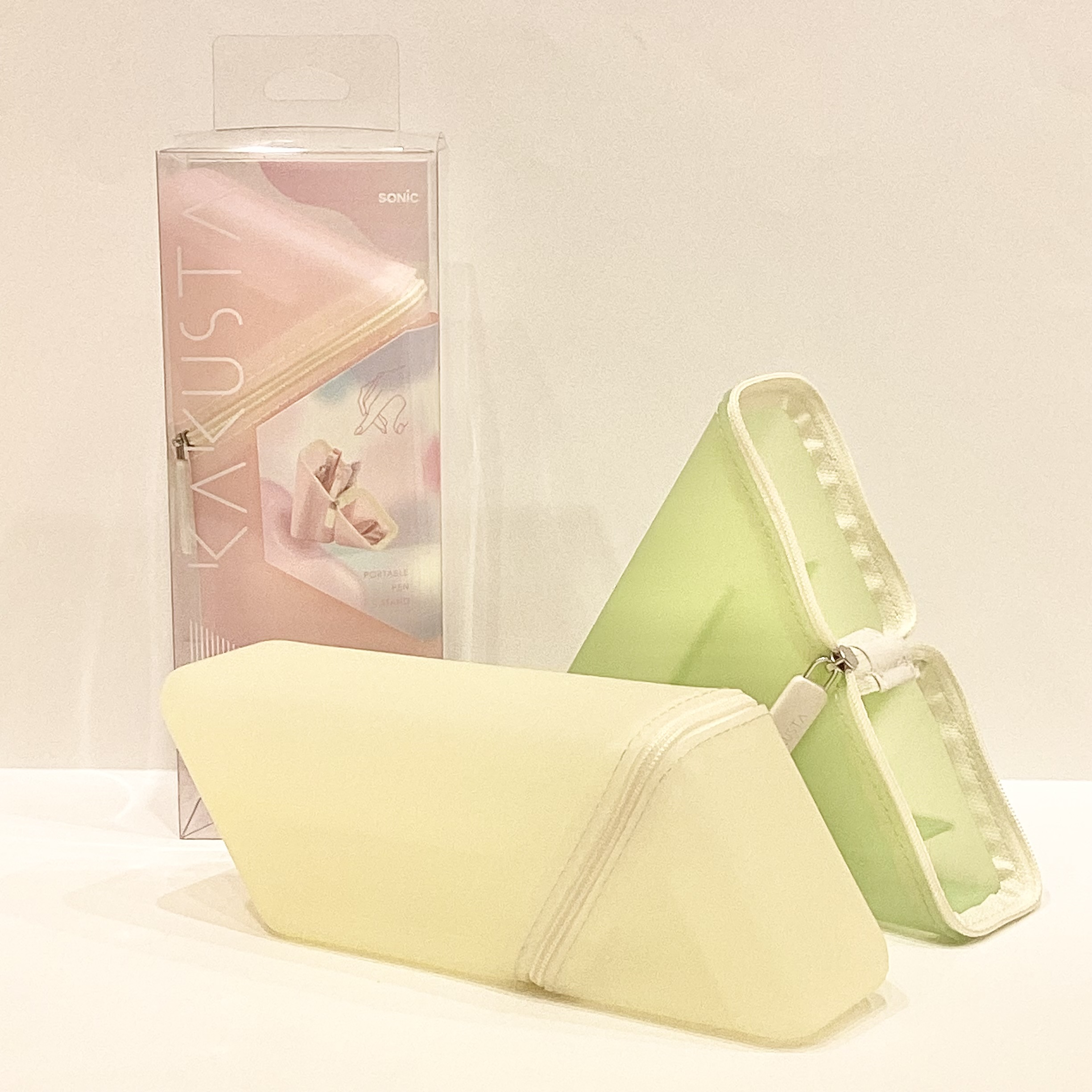 カクスタぷにグミペンケース