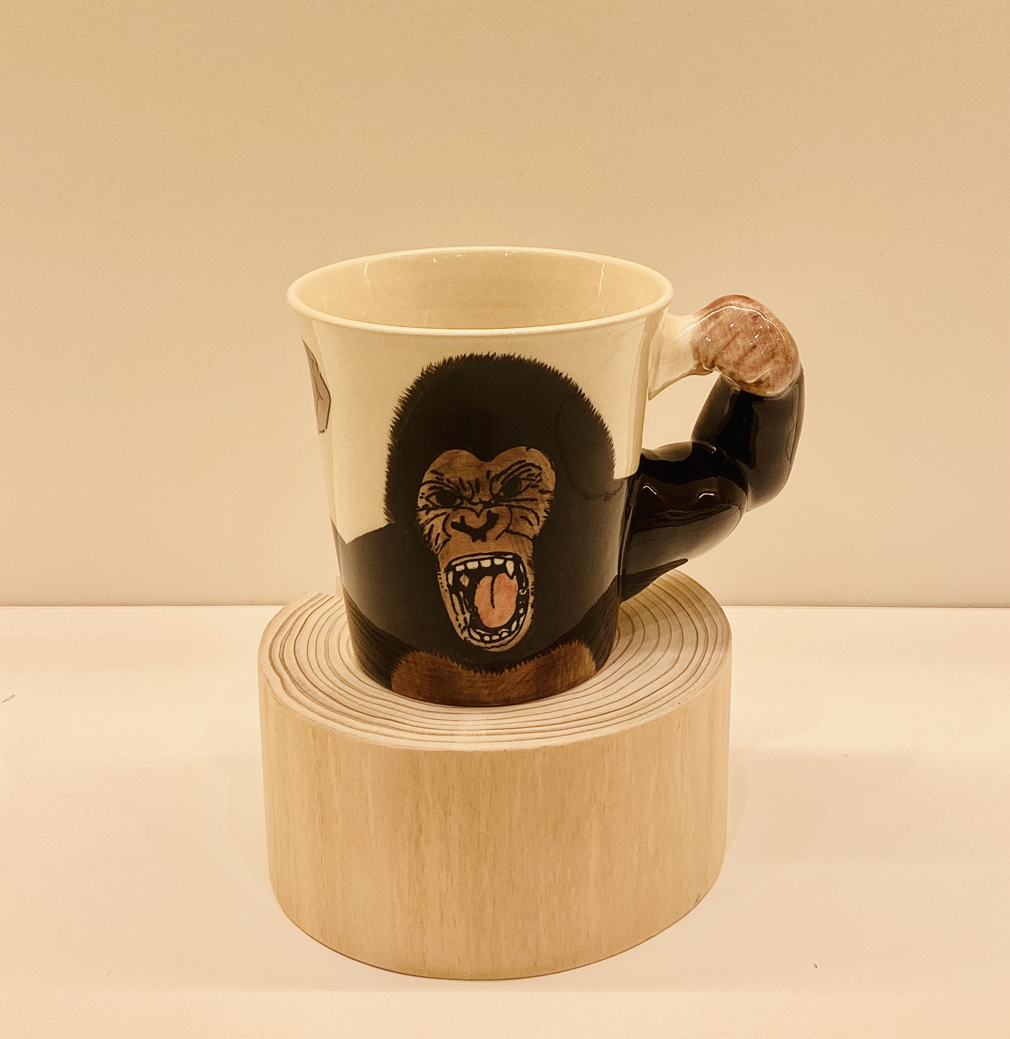 アニマルマグカップ　ゴリラ