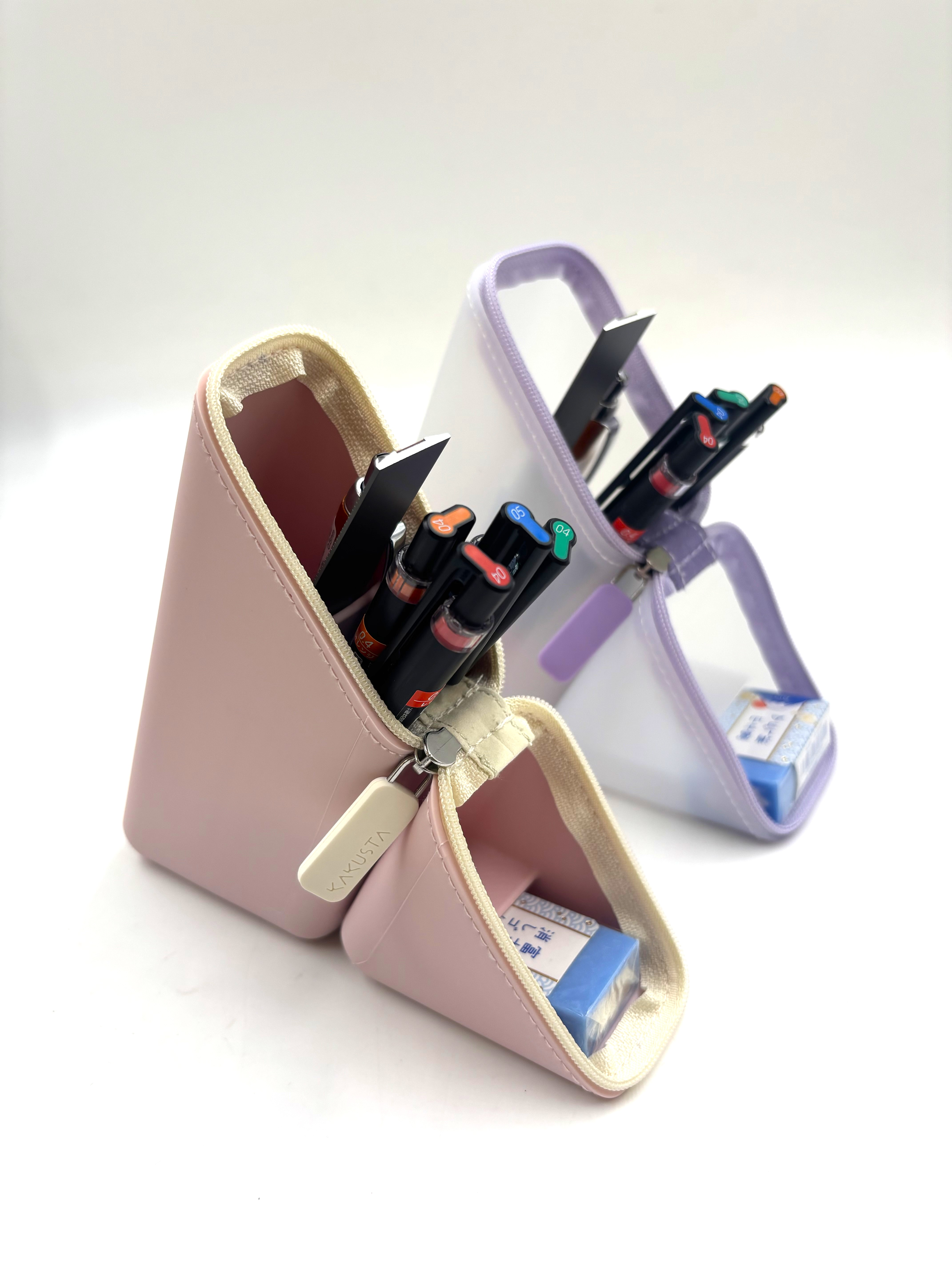 カクスタ　ペンケース