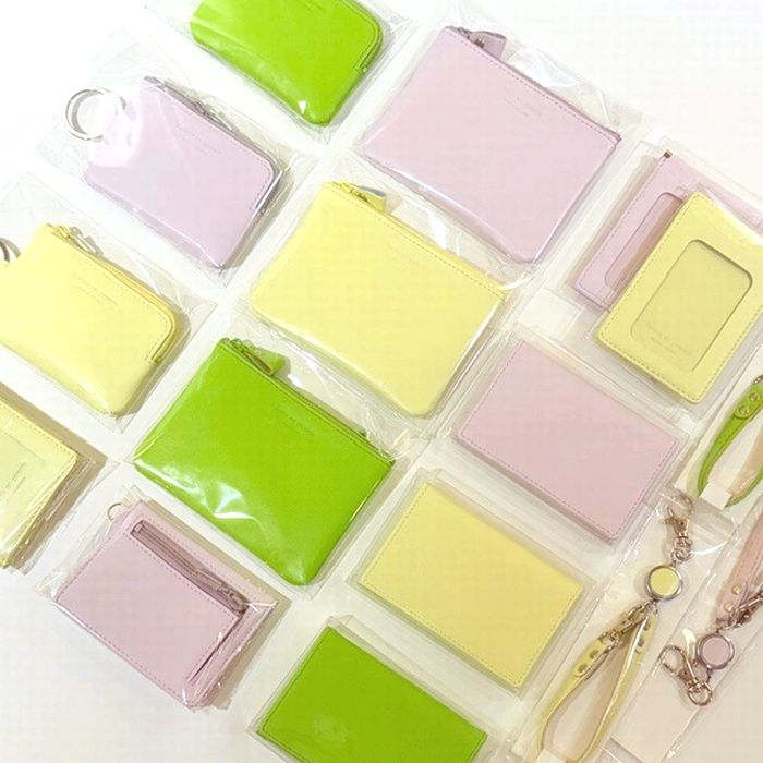 新生活にそろえたい革小物