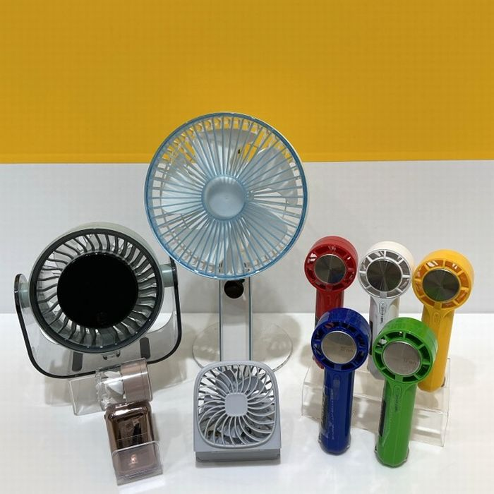 ハンディファン大量入荷！