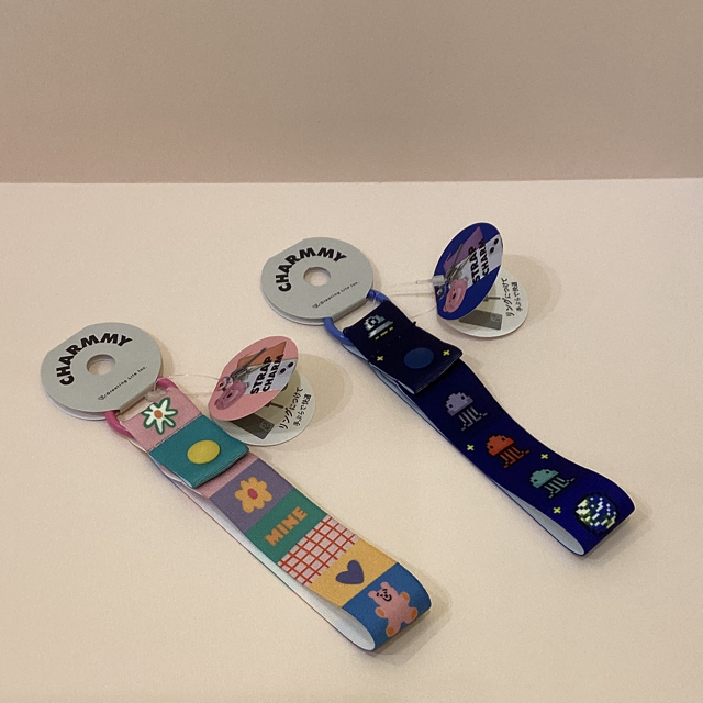 ストラップチャーム