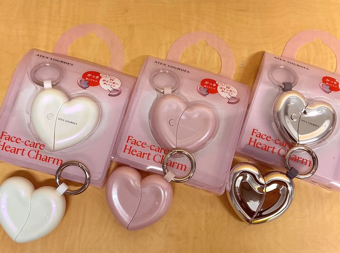 フェイスケアハートチャーム