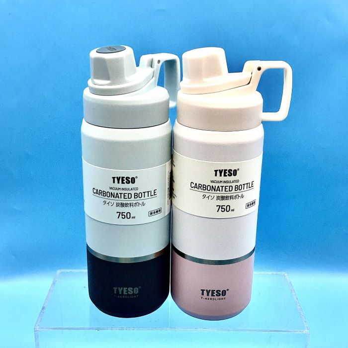 炭酸ボトル