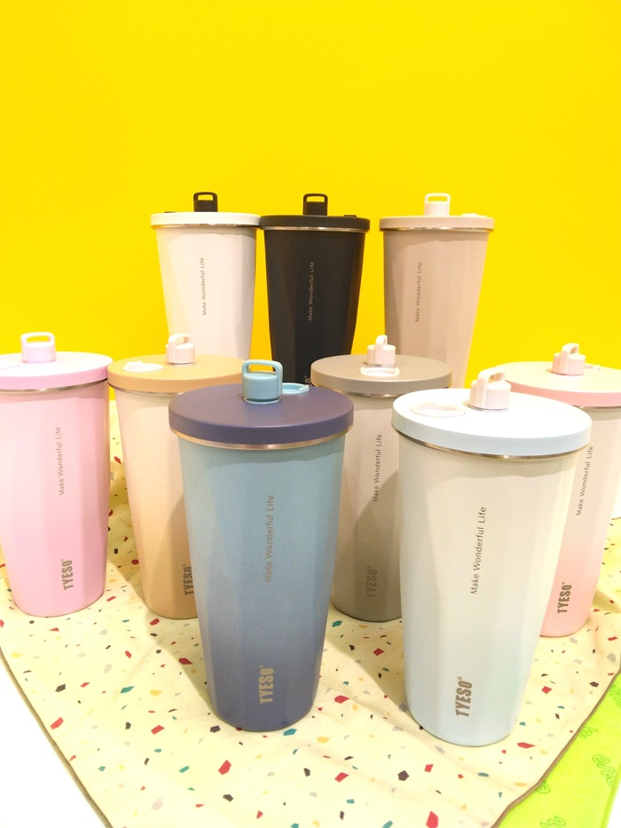 TYESOタンブラー ストロー付きタンブラー