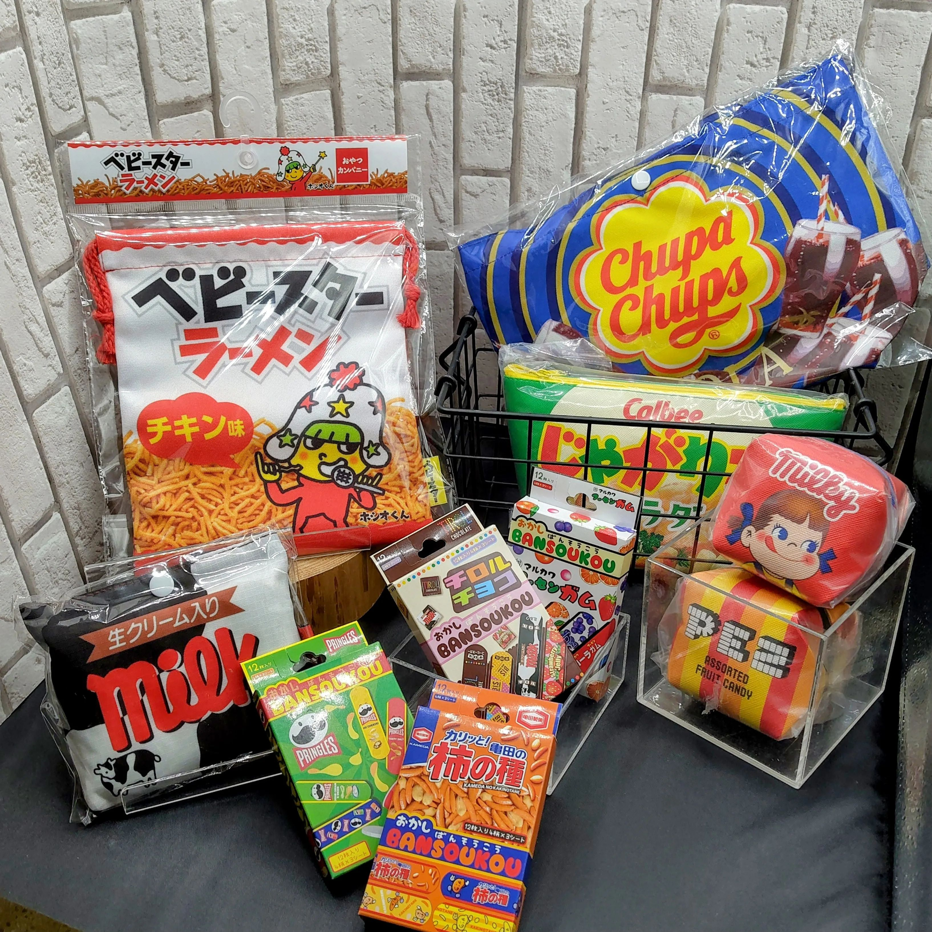 お菓子デザインの雑貨