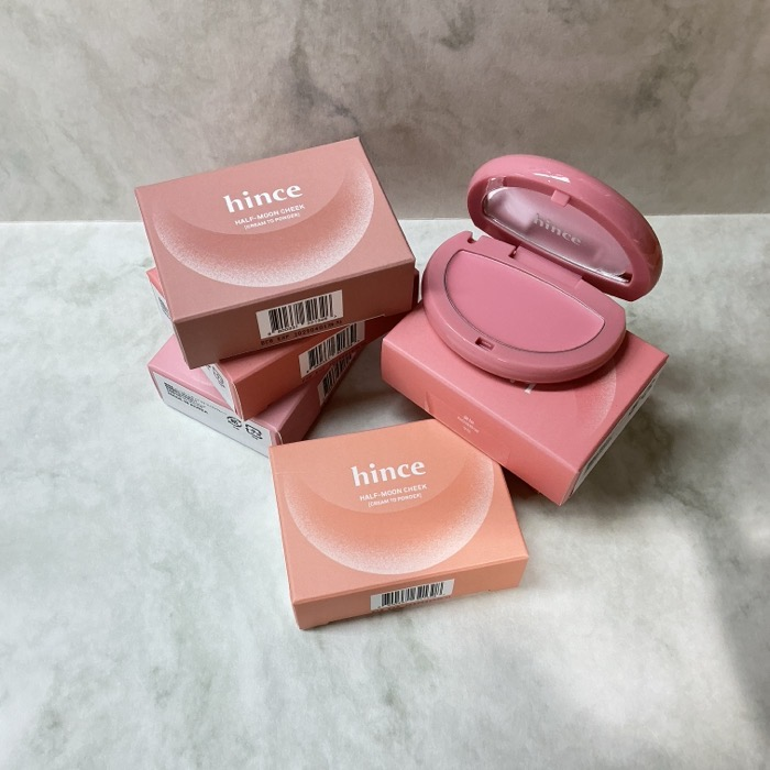 hince ハーフムーンチーク