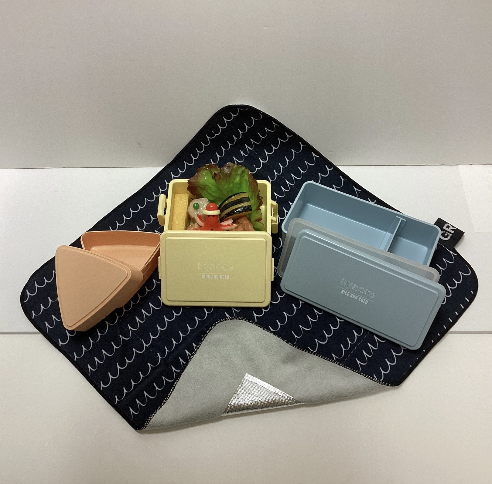 保冷剤一体型弁当