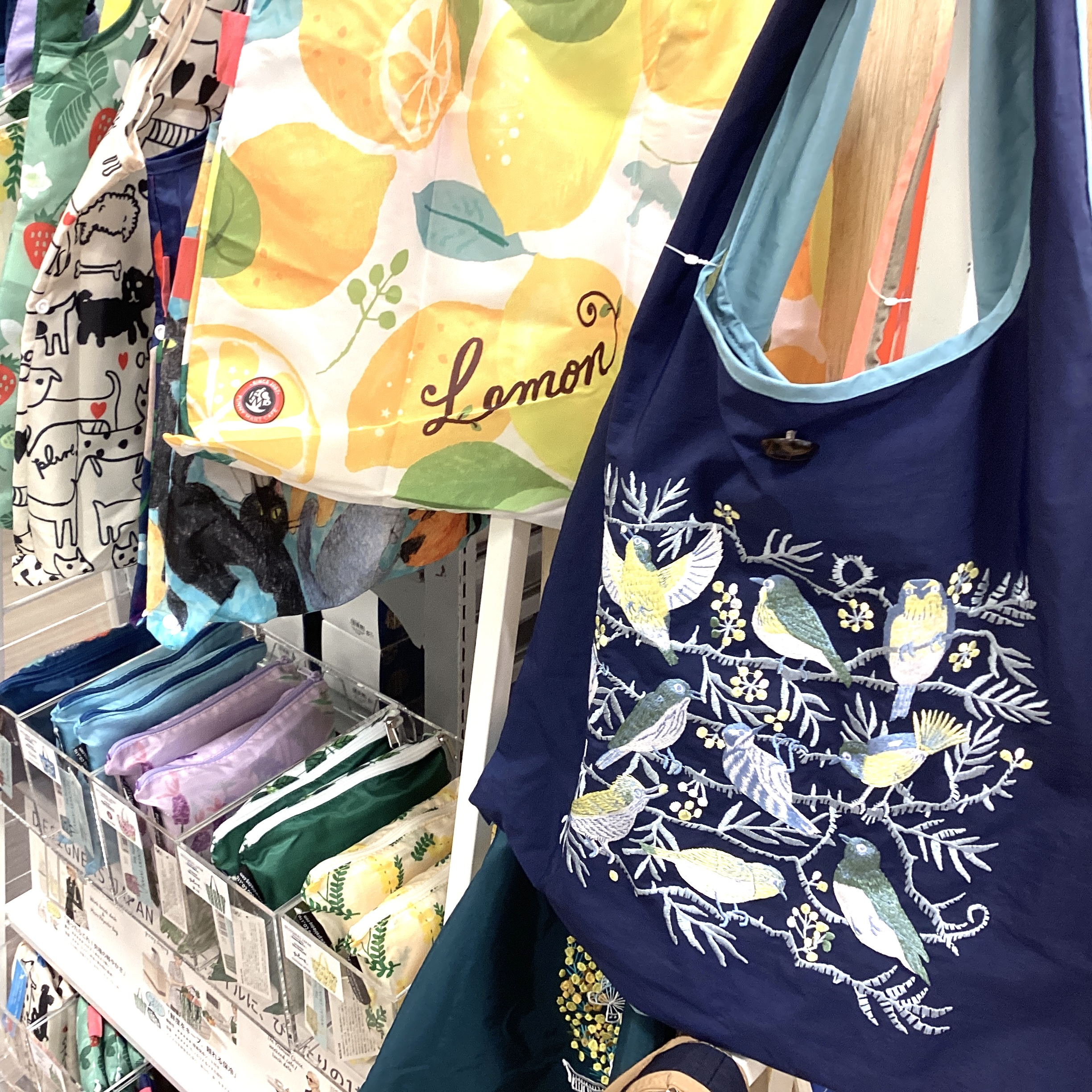 DESIGNERS JAPANのショッピングバッグ