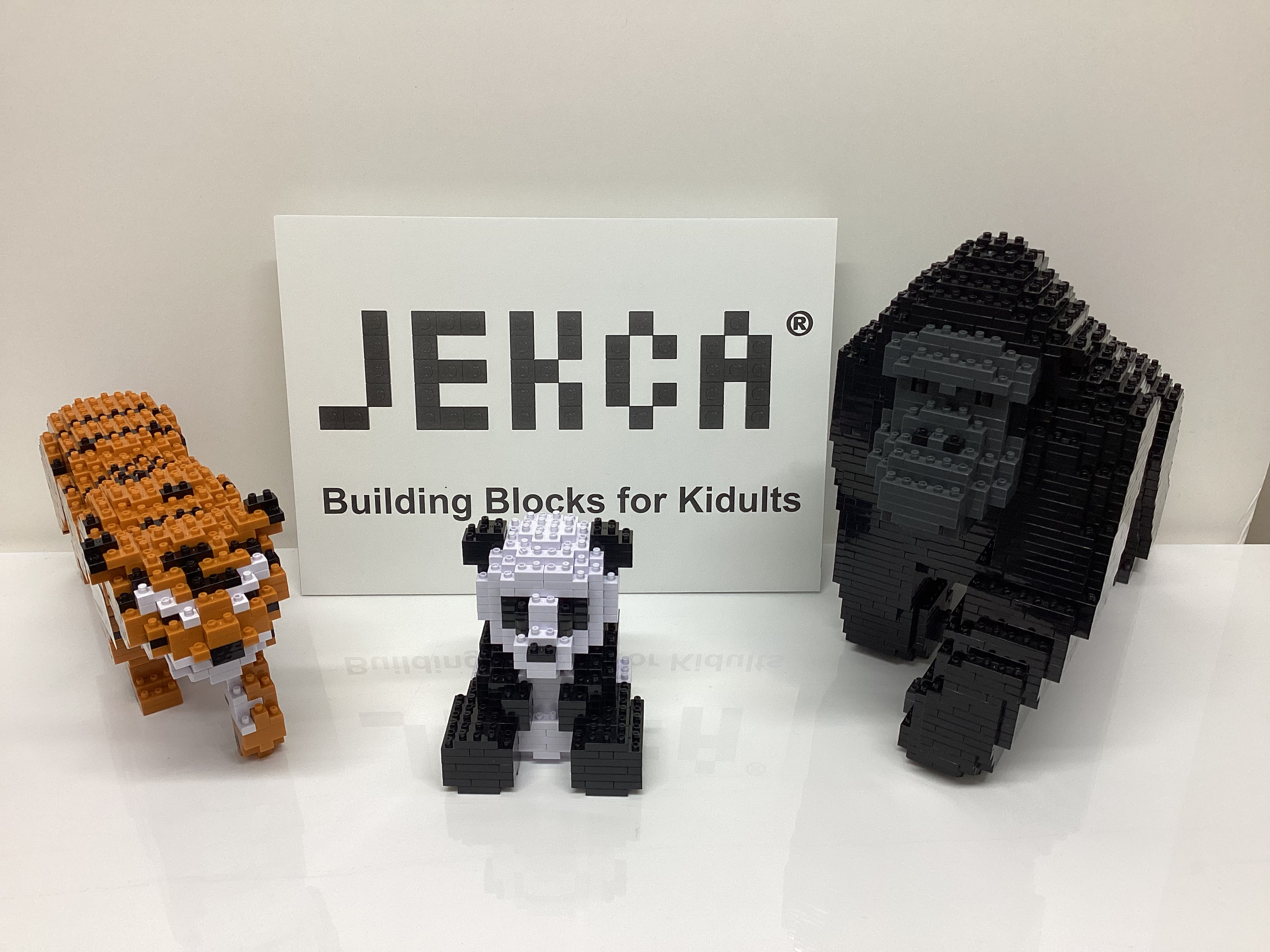 ブロックで作る動物園「JEKCA」
