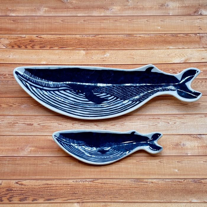 KATAKATA（カタカタ）印判手皿クジラ