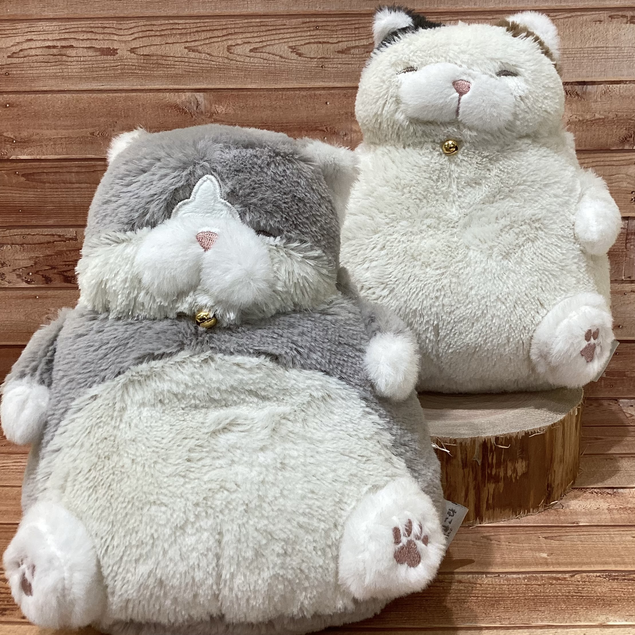 ねこ肯定感　ウォームミニクッション