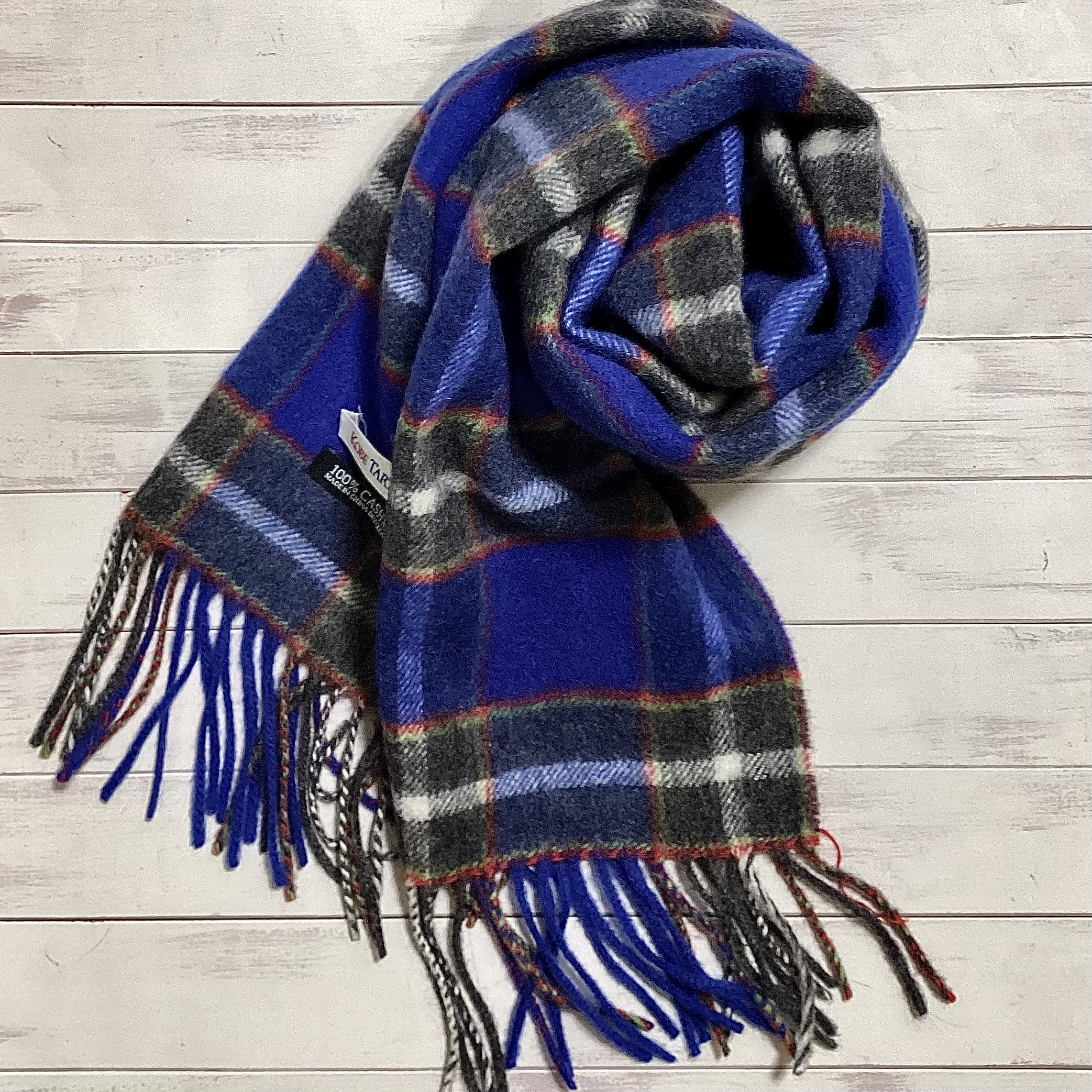 神戸タータンのマフラー